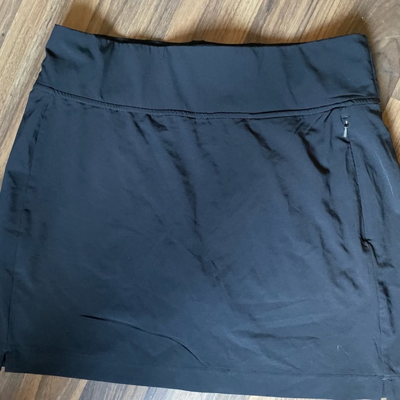 Cloudvel Skorts (new) - Picture 3 of 3